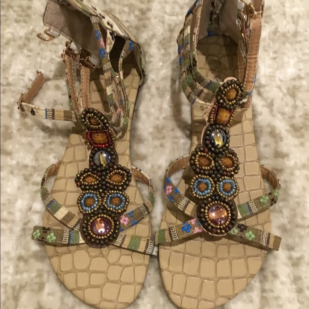 Women’s sandals